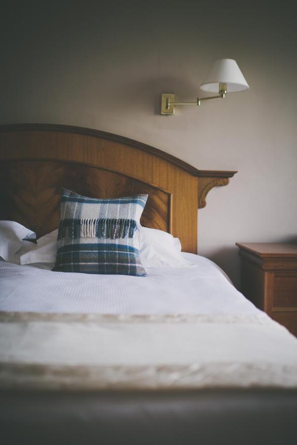 The Powfoot Hotel, 애넌 외부 사진
