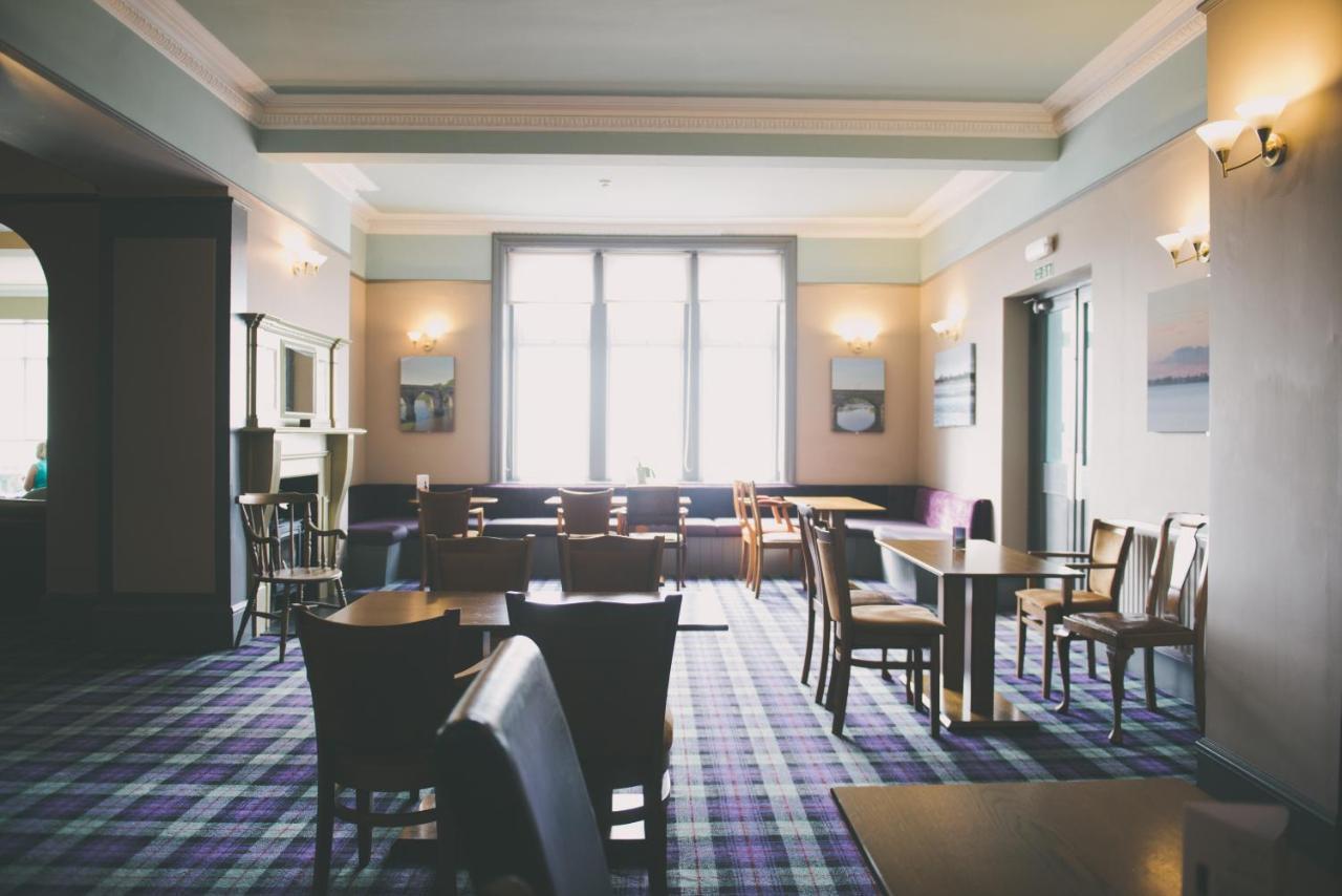 The Powfoot Hotel, 애넌 외부 사진