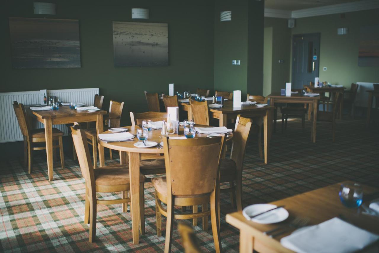 The Powfoot Hotel, 애넌 외부 사진