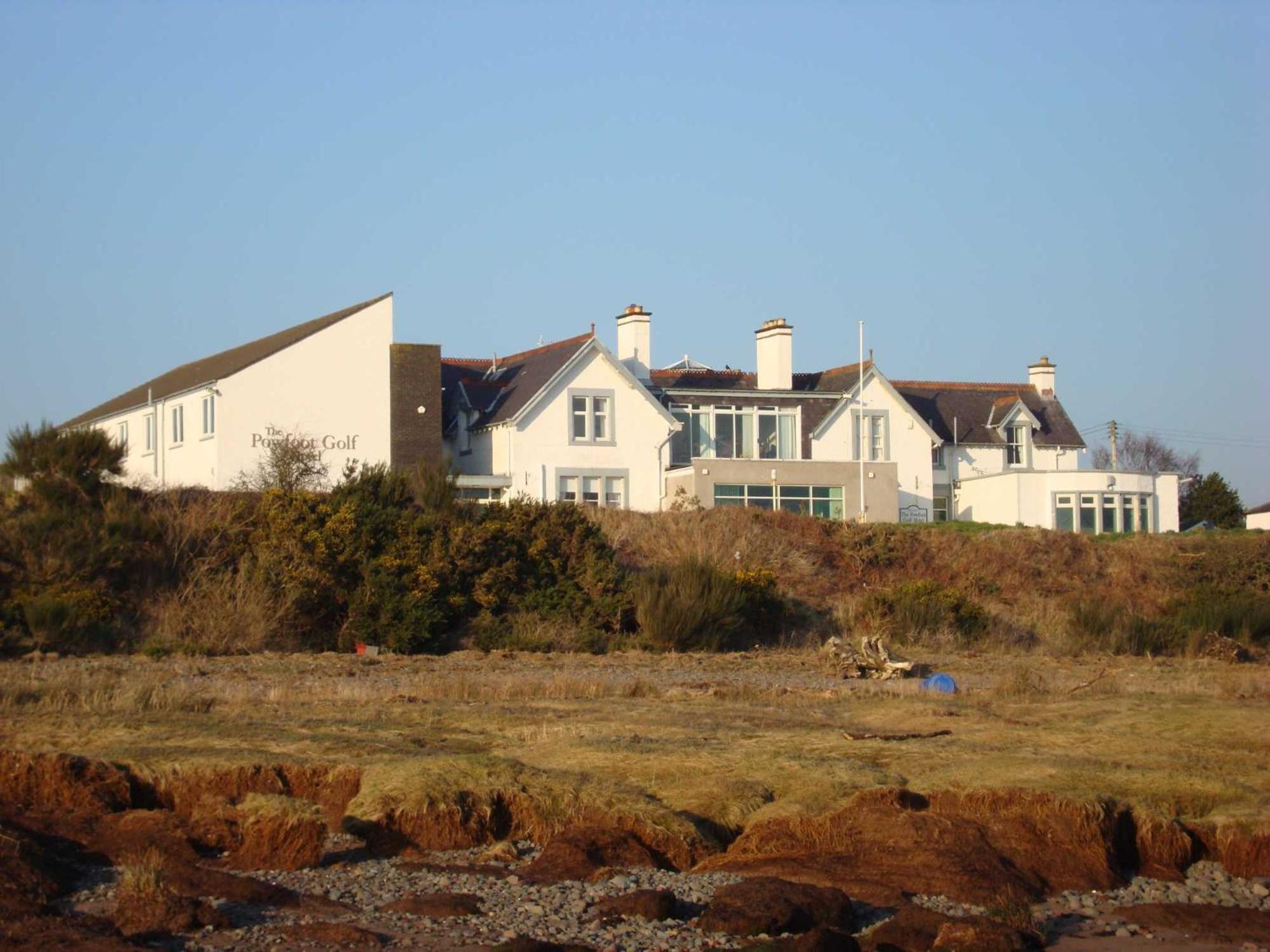 The Powfoot Hotel, 애넌 외부 사진